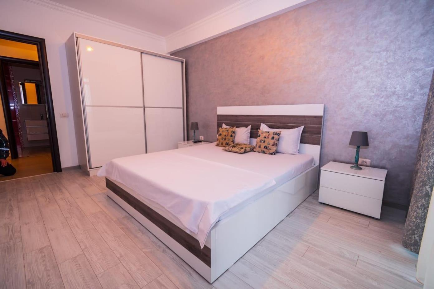 Sophia 2 & Moonlight Apartaments Mamaia Exteriér fotografie